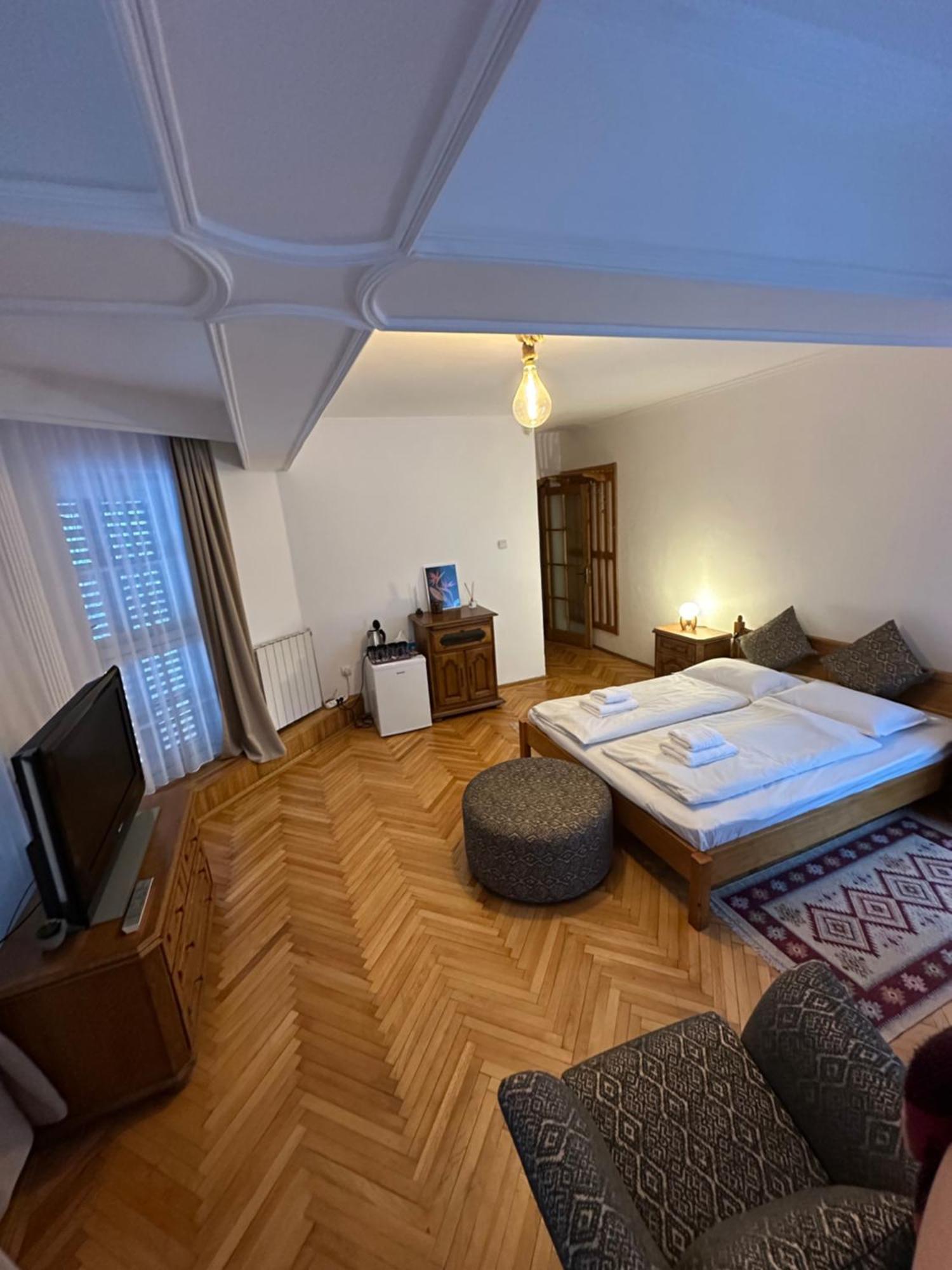 Pine Peak Apartments Predeal Exteriör bild